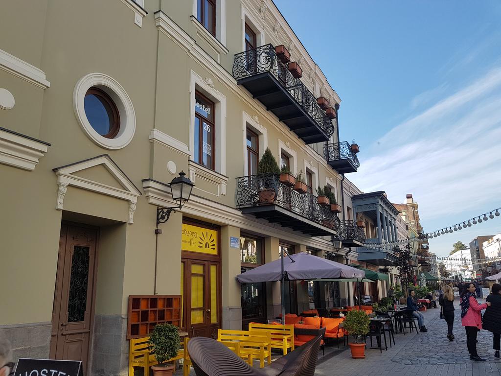 Apartament On Aghmashenebeli 26 Tbilisi Exteriör bild