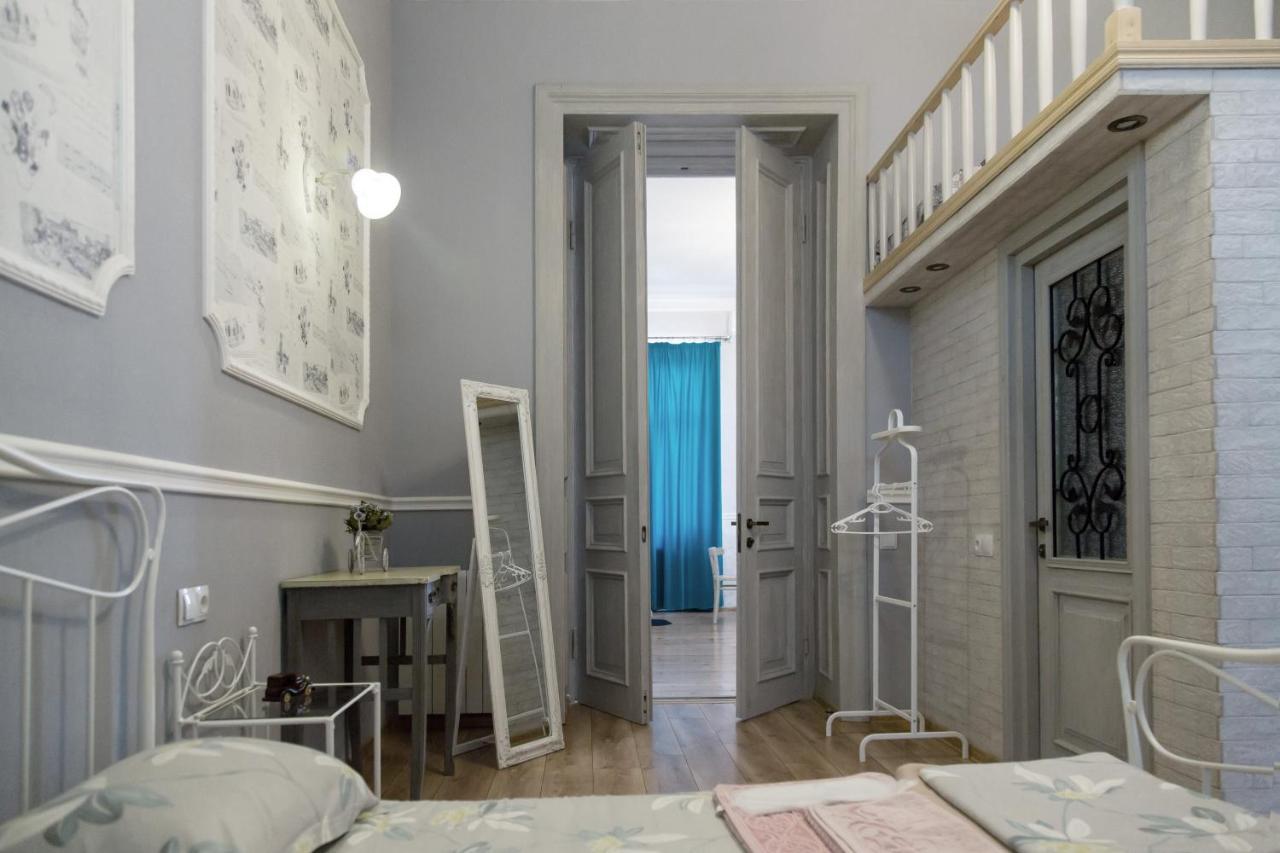 Apartament On Aghmashenebeli 26 Tbilisi Exteriör bild
