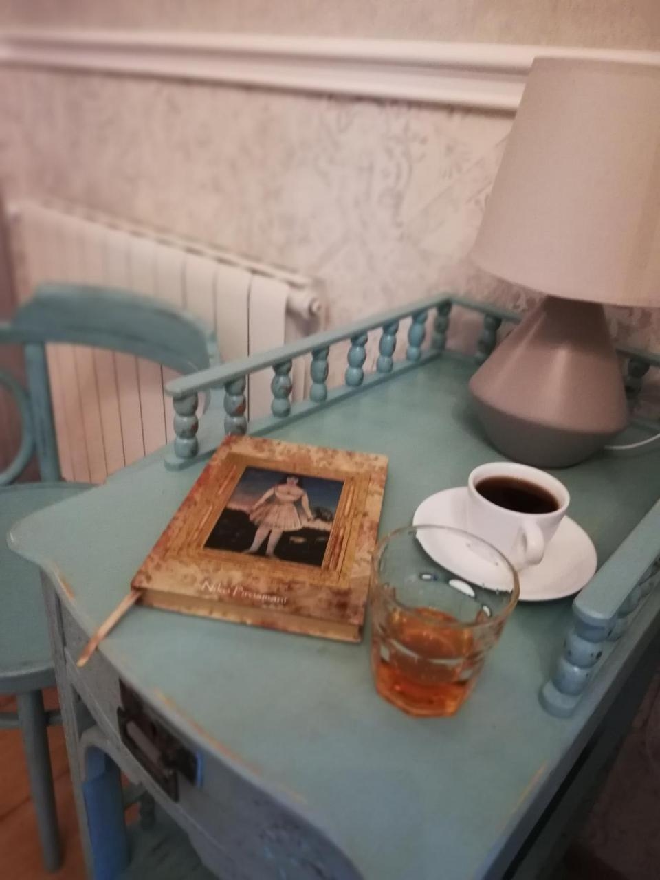Apartament On Aghmashenebeli 26 Tbilisi Exteriör bild